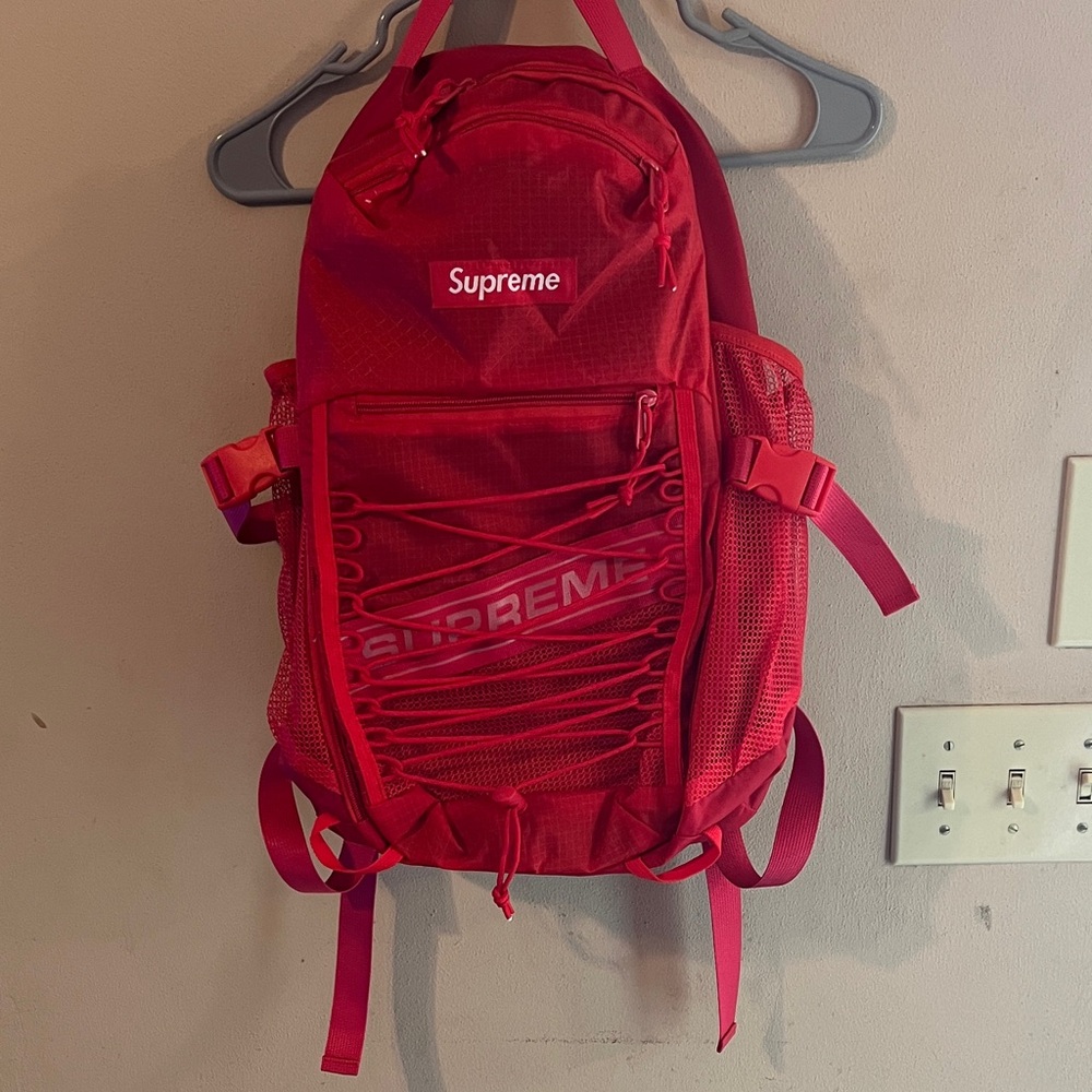 SUPREME BACKPACK FW23 RED